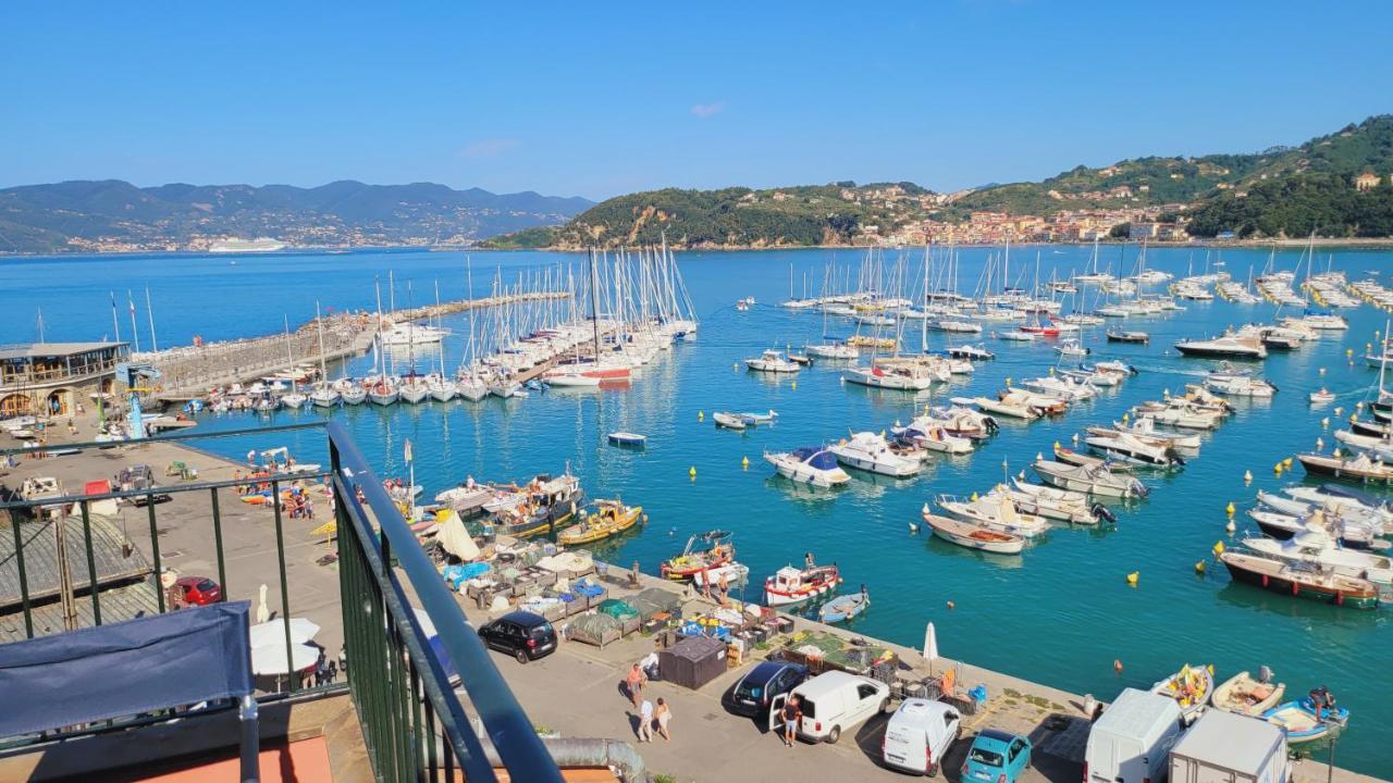 L'Arpara Casa Al Molo Dal Mare Al Castello Lerici Εξωτερικό φωτογραφία