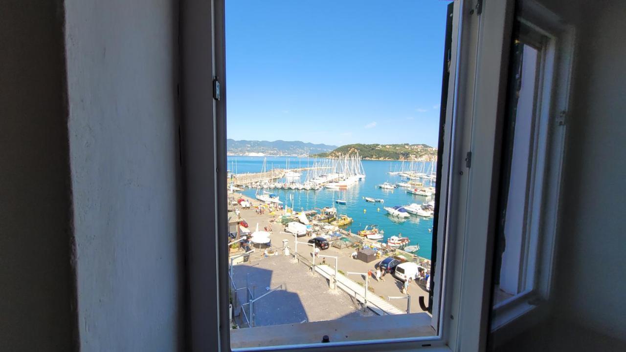 L'Arpara Casa Al Molo Dal Mare Al Castello Lerici Εξωτερικό φωτογραφία